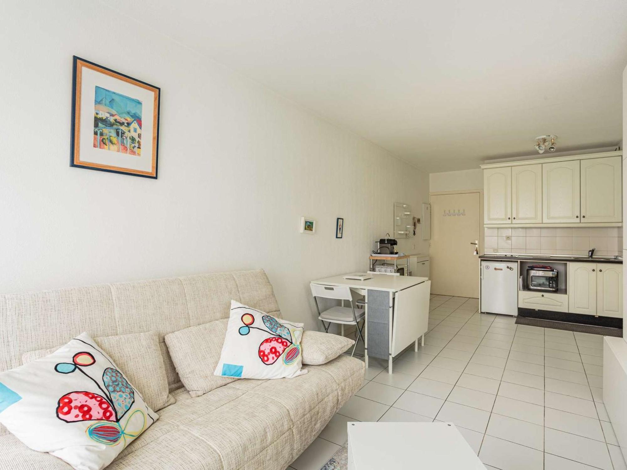 Appartement A 200 M De La Plage Avec Terrasse Et Parking, Au Coeur Des Commerces Et Restaurants - Fr-1-2-426 Hendaye Esterno foto