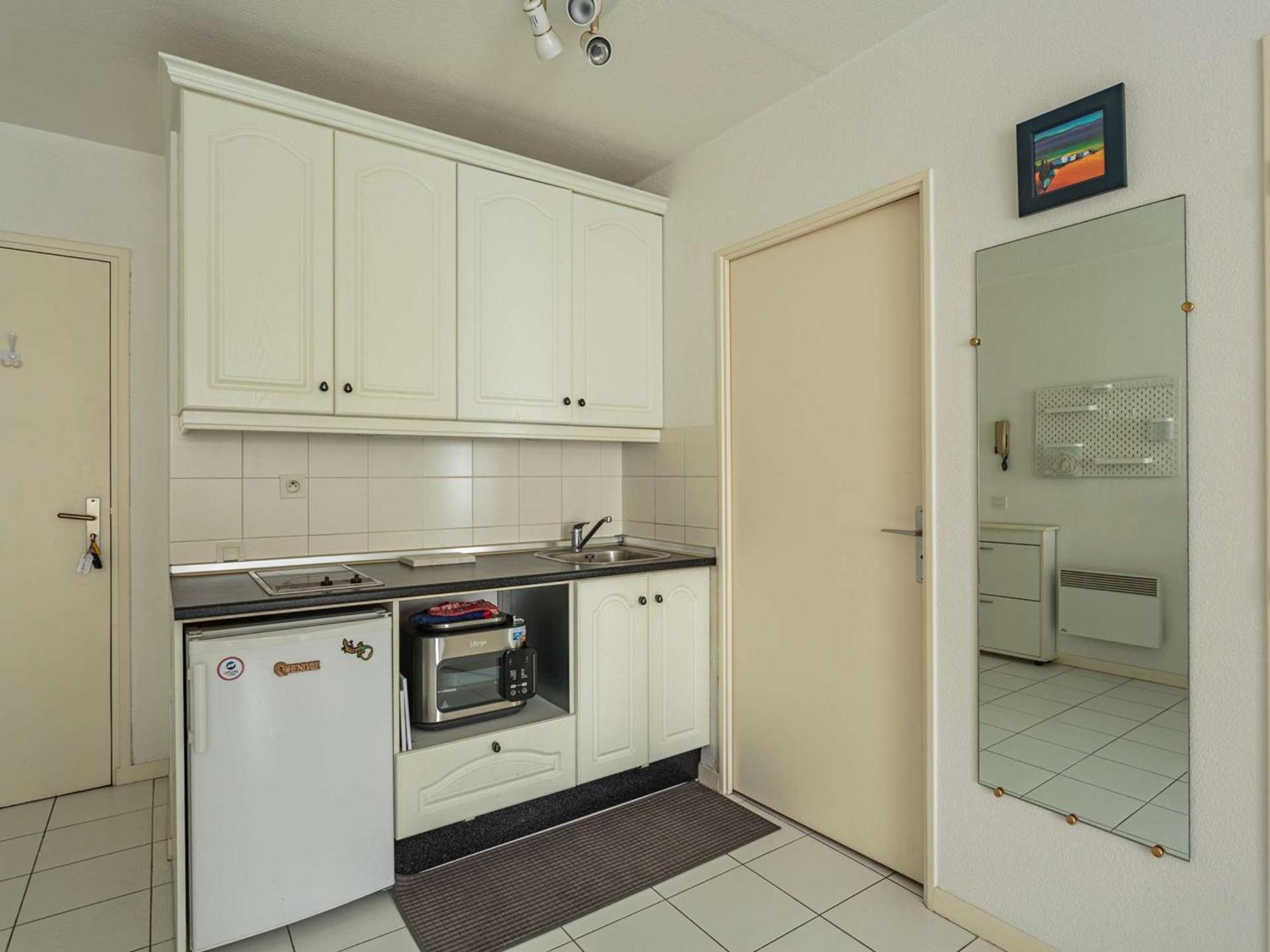 Appartement A 200 M De La Plage Avec Terrasse Et Parking, Au Coeur Des Commerces Et Restaurants - Fr-1-2-426 Hendaye Esterno foto